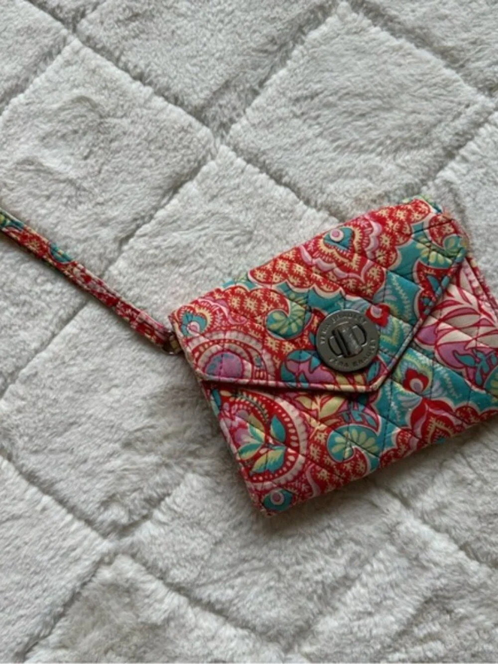 Vera Bradley | Paisley In Paradise | Your Turn Smartphone Wristlet